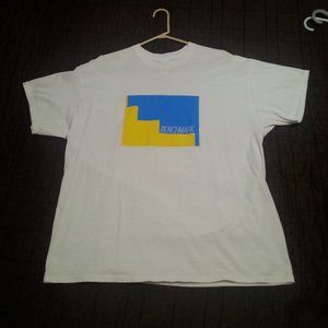 Benchmark shirt white